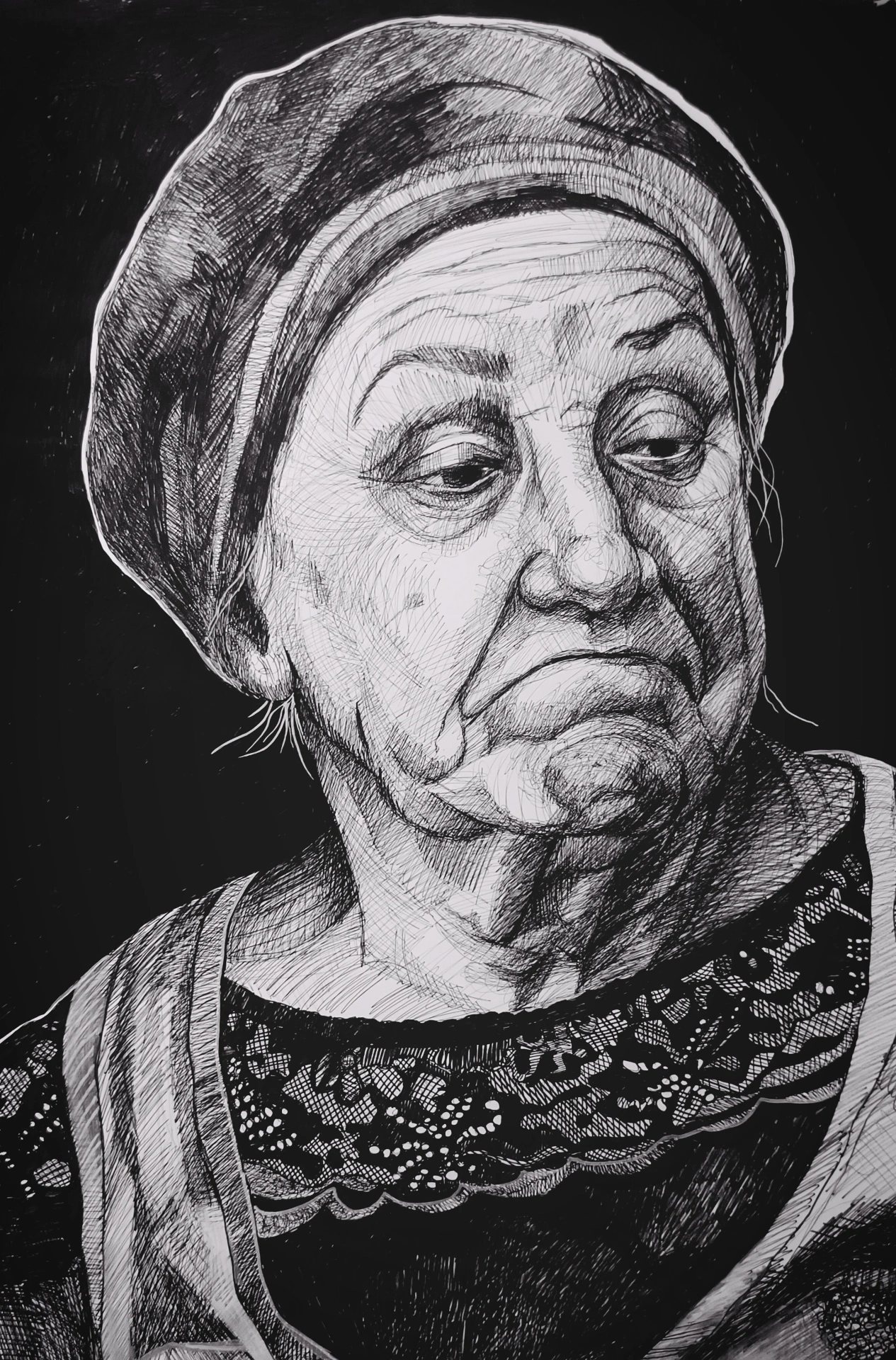 Portret starszej kobiety w chuście